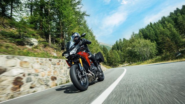 Jakie turystyczne enduro, czyli uniwersalny, oszczędny, trwały, wyprawowy motocykl do podr&oacute;ży we dwoje. Propozycje segmentu adventure: dwu, trzy, czterocylindrowe 2020/2021
