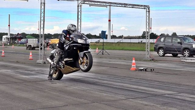 ZX12R-dragrace-jak-polepszyć-osiągi-motocykla