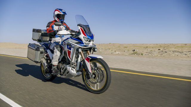 Symulator interfejsu nowej Hondy Africa Twin CRF1100L! Klikamy?