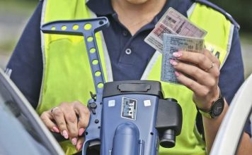 zatrzymanie prawa jazdy na trzy miesiące za przekroczenie prędkości o ponad  kmh poza obszarem zabudowanym