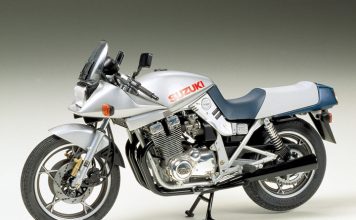 Tamiya Suzuki Katana model motocykl do sklejania