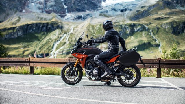 Yamaha Tracer 900 wypożyczalnia wypożyczenie motocykla
