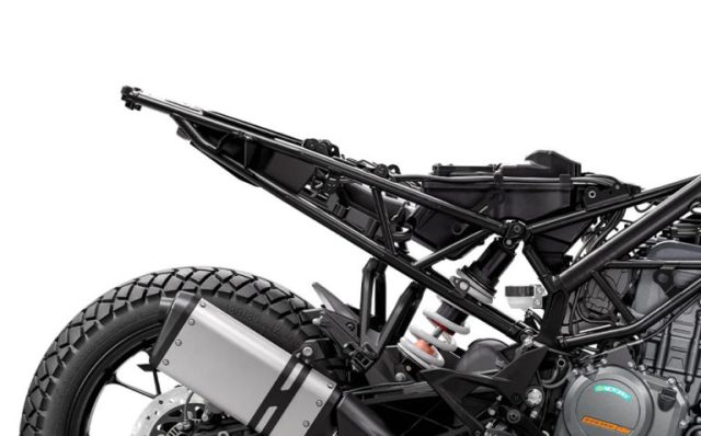 KTM 390 Adventure 2020 – pomarańczowa nowość [DANE TECHNICZNE]