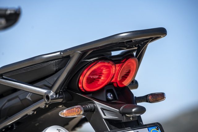moto guzzi v85 tt