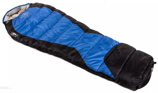 noc w śpiworze na biwaku przy temperaturze poniżej zera