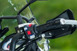 Benelli TRK  X nowość  test dane techniczne opinia cena  of