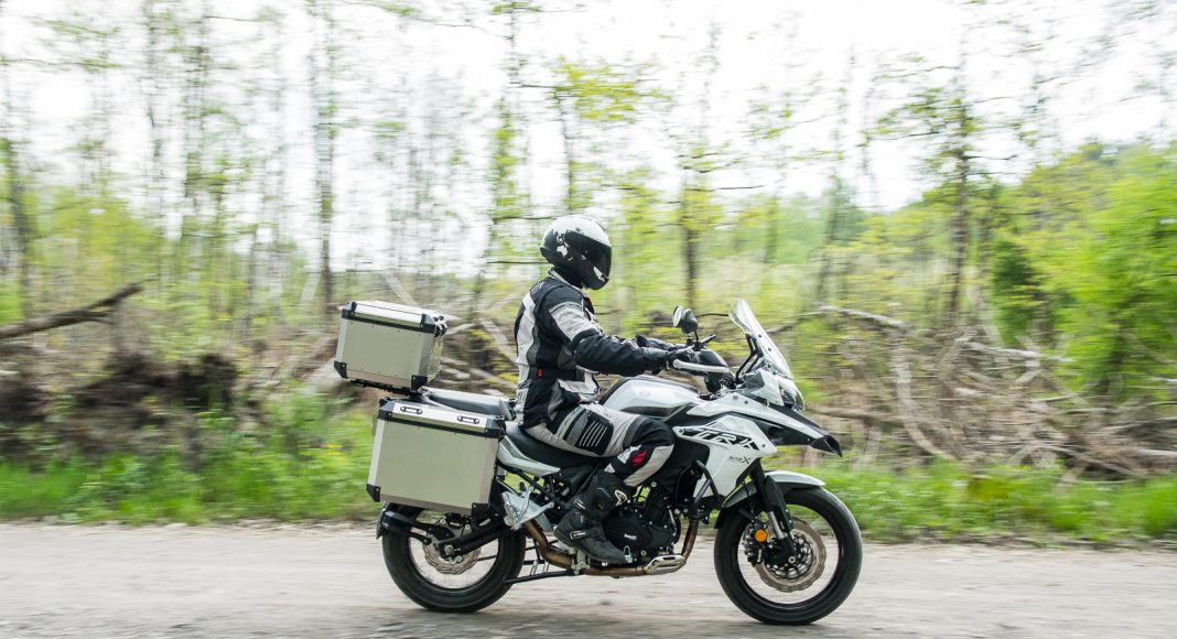 Benelli TRK  X nowość  test dane techniczne opinia cena  of