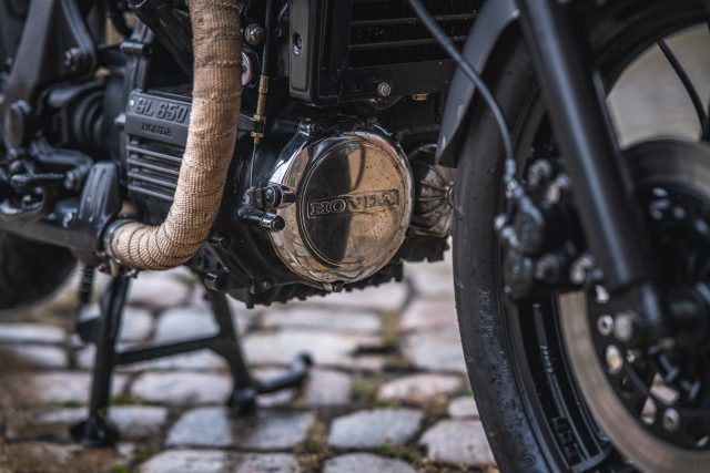 Testujemy customową Hondę CX650 – brat bike, motocykl, kt&oacute;ry czyni wolnym