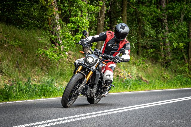Indian FTR 1200 – wielozadaniowy INDIANa Jones [TEST, DANE TECHNICZNE, OPINIA, WADY, ZALETY]