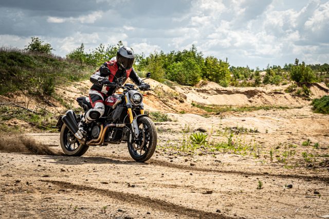 Indian FTR 1200 – wielozadaniowy INDIANa Jones [TEST, DANE TECHNICZNE, OPINIA, WADY, ZALETY]