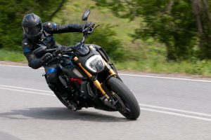 Ducati Diavel S test opinia wady zalety cena dane techniczne