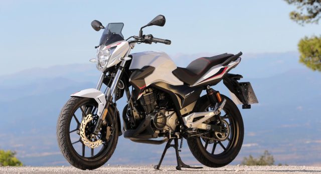Jaki motocykl 125 na miasto Rieju Strada