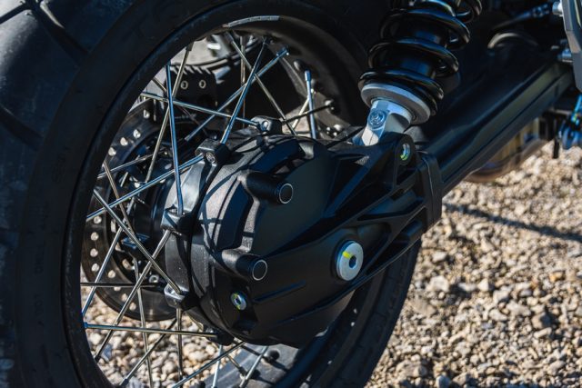 Moto Guzzi V85TT 2020 test, opinia, wady, zalety