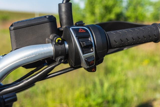 Moto Guzzi V85TT 2020 test, opinia, wady, zalety