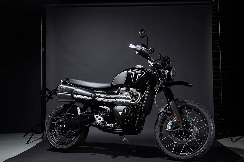 triumph scrambler e arrow bond edition cały