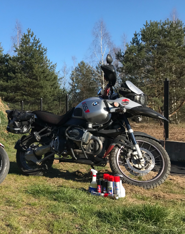 Test S100 kosmetyk&oacute;w motocyklowych