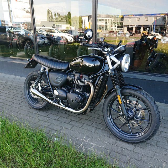 Triumf pragmatyzmu z dużą dawką emocji&hellip; Adam kupił motocykl [FELIETON]