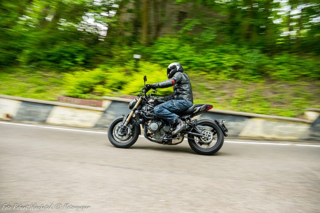 Benelli 752 S nowość 2020 test dane techniczne opinia cena