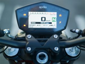 Aprilia Shiver   test opinia dane techniczne wady zalety
