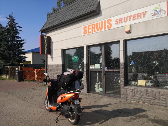 Skuterem 50 ccm na zlot motocyklowy – i to jest prawdziwa przygoda! [Relacja z podr&oacute;ży]