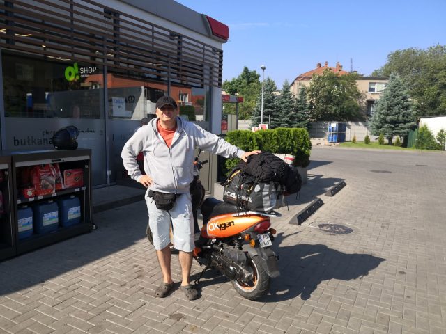 Skuterem 50 ccm na zlot motocyklowy – i to jest prawdziwa przygoda! [Relacja z podr&oacute;ży]
