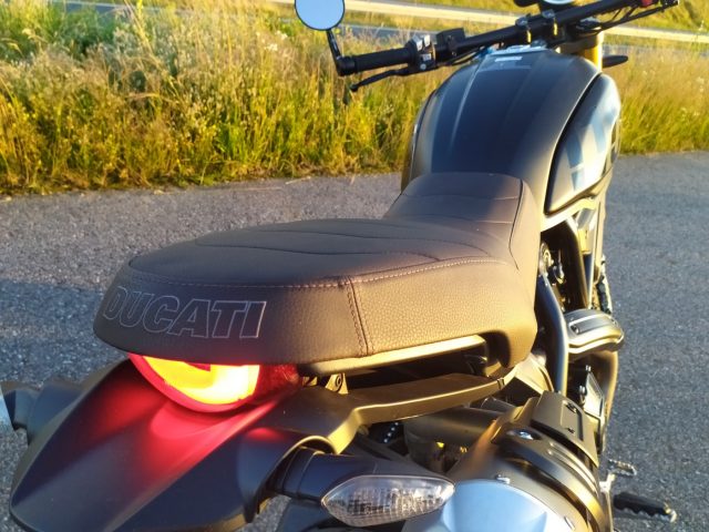 Ducati Scrambler 1100 Pro Sport – piękny, neoklasyczny, funkcjonalny? [TEST, opis, dane techniczne, wady, zalety]