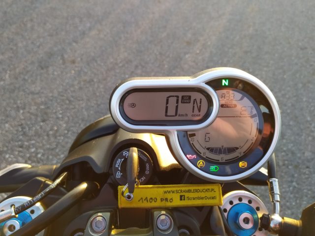 Ducati Scrambler 1100 Pro Sport – piękny, neoklasyczny, funkcjonalny? [TEST, opis, dane techniczne, wady, zalety]