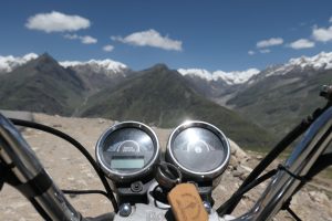 Manali Leh jazda przez Himalaje  scaled