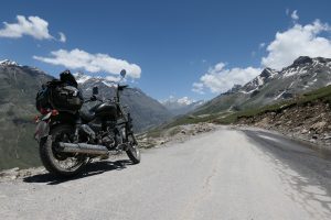 Manali Leh jazda przez Himalaje  scaled