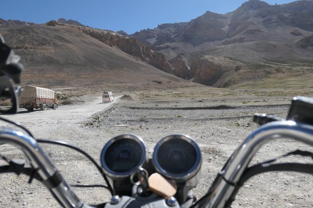 Trzy dni po Himalajach – motocyklem z New Delhi do Leh [Relacja z wyprawy]