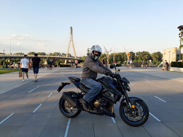 Suzuki GSX-S 750 test opinia wady zalety dane techniczne