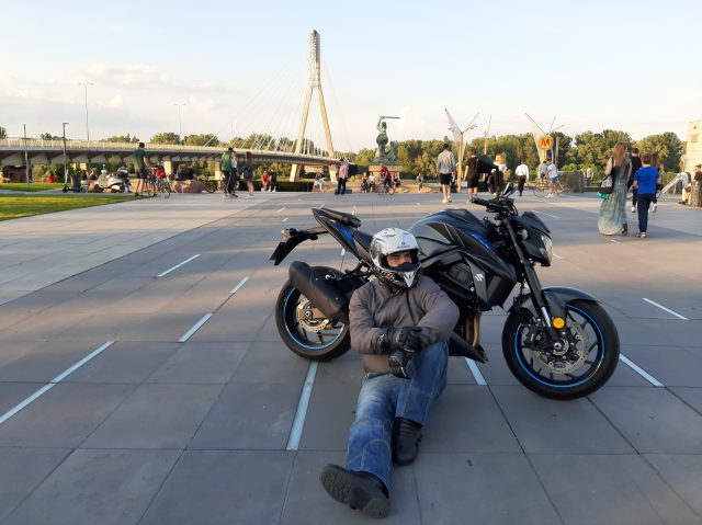Suzuki GSX-S 750 test opinia wady zalety dane techniczne