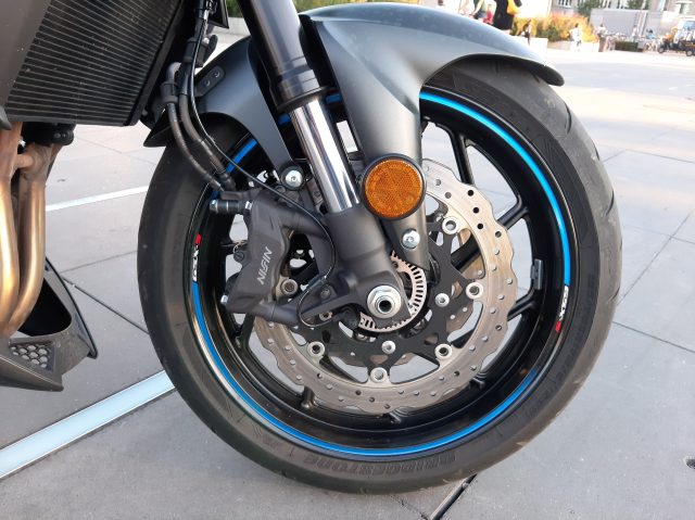 Suzuki GSX-S 750 test opinia wady zalety dane techniczne