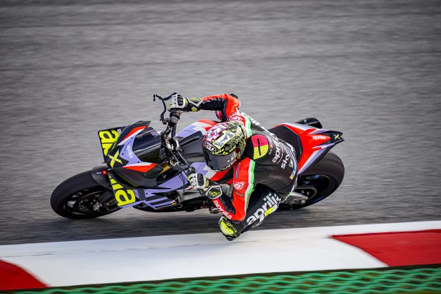 Aprilia Tuono V4 X – limitowany hypernaked o mocy 221 KM…