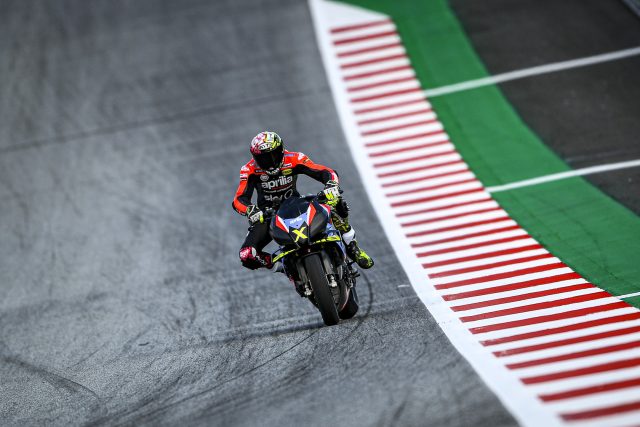 Aprilia Tuono V4 X – limitowany hypernaked o mocy 221 KM…