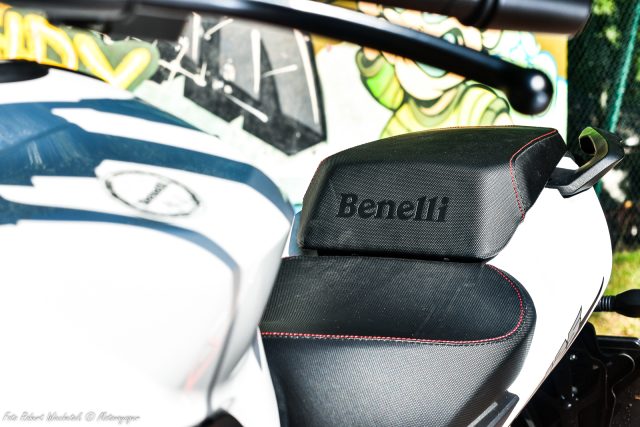 Benelli BN 125 nowość 2020 test dane techniczne opinia cena