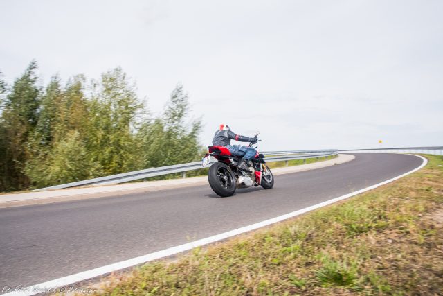 Ducati V4S Streetfighter 2020 test dane techniczne opinia cena