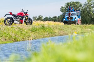 Ducati VS Streetfighter  test dane techniczne opinia cena  &mdash; kopia