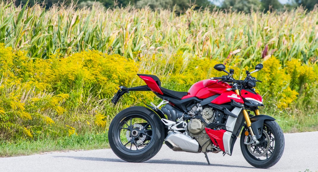DucatiVSStreetfightertestdanetechniczneopiniacena