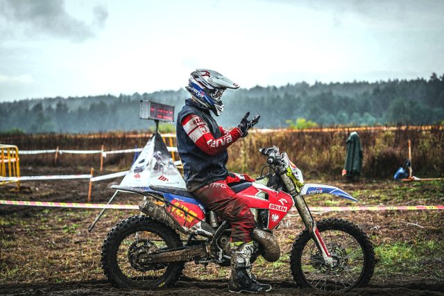 Udany start Adama Tomiczka w Mistrzostwach Polski Enduro
