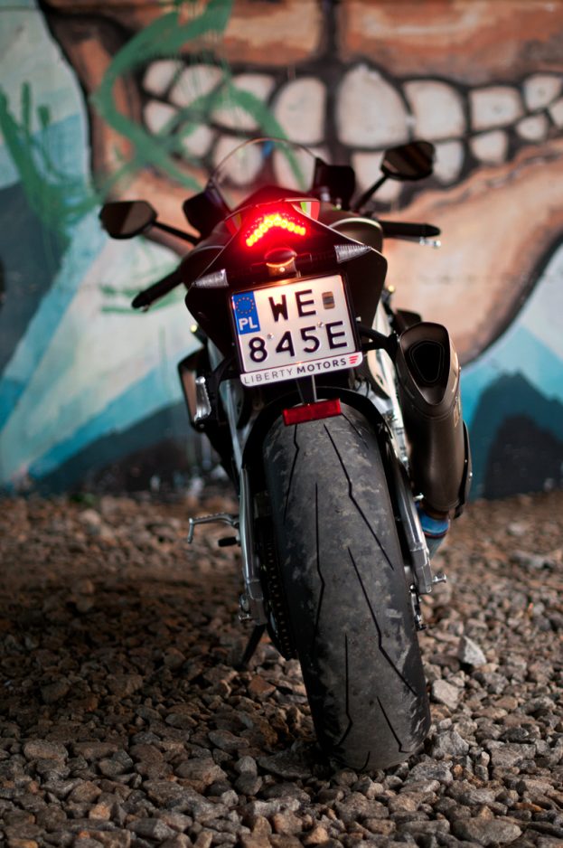 Aprilia RSV4 1100 Factory 2020 opinia cena wady zalety test