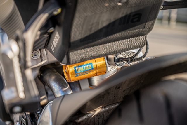 Aprilia Tuono V4 1100 Factory 2020 – nagość w rytmie sport [TEST, OPINIA, GALERIA, DANE TECHNICZNE, WADY, ZALETY]