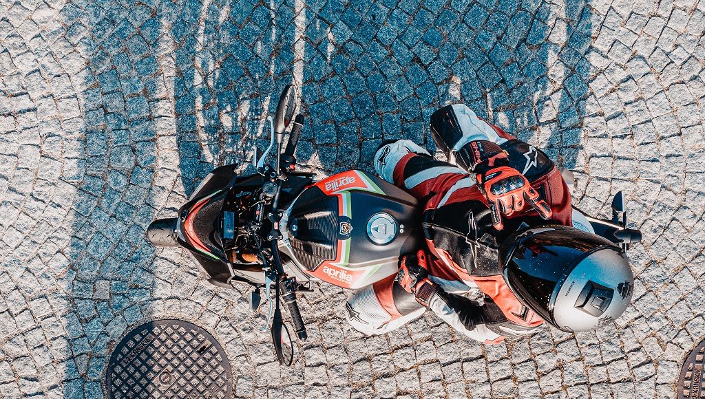 Aprilia Tuono test dron