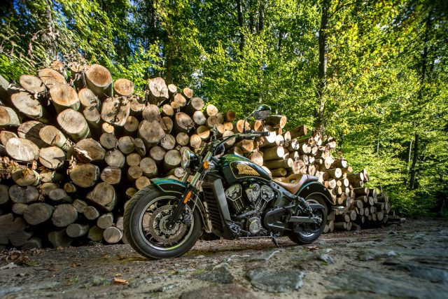Indian Scout 2020 test cena dane techniczne wady zalety