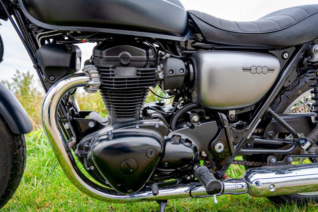 Kawasaki W800 Street 2020 test dane techniczne cena wady zalety opinia