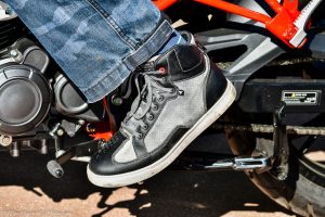 Motocyklowe trampki Shima SX  test opinia wady zalety czy warto