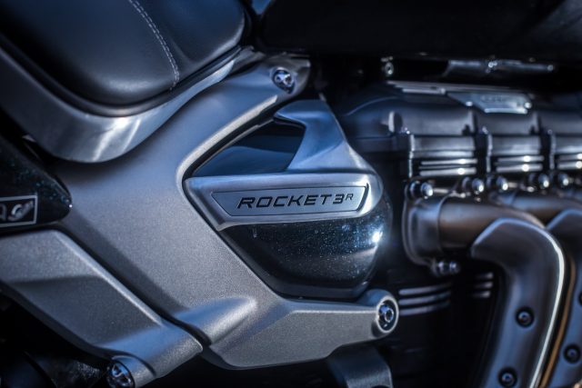 Triumph Rocket 3 III test dane techniczne cena opis wady zalety