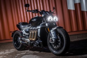 Triumph Rocket 3 III test dane techniczne cena opis wady zalety_9 TriumphRocketIIItestdanetechnicznecenaopiswadyzalety