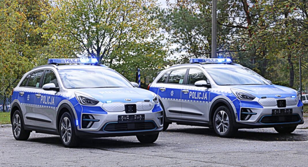 elektryczny radiowóz policja nowe pojazdy
