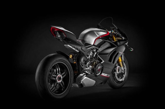 Ducati Panigale V4 SP – nowość 2021 – jeszcze bardziej ekstremalny, drogowy superbike [dane techniczne, cena]